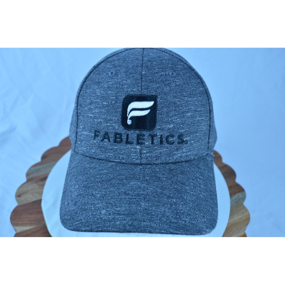 Fabletics - Fitted Baseball Cap